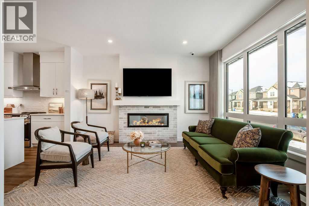 199 Annette Landing, Calgary, Alberta  T3R 2K2 - Photo 7 - A2284190