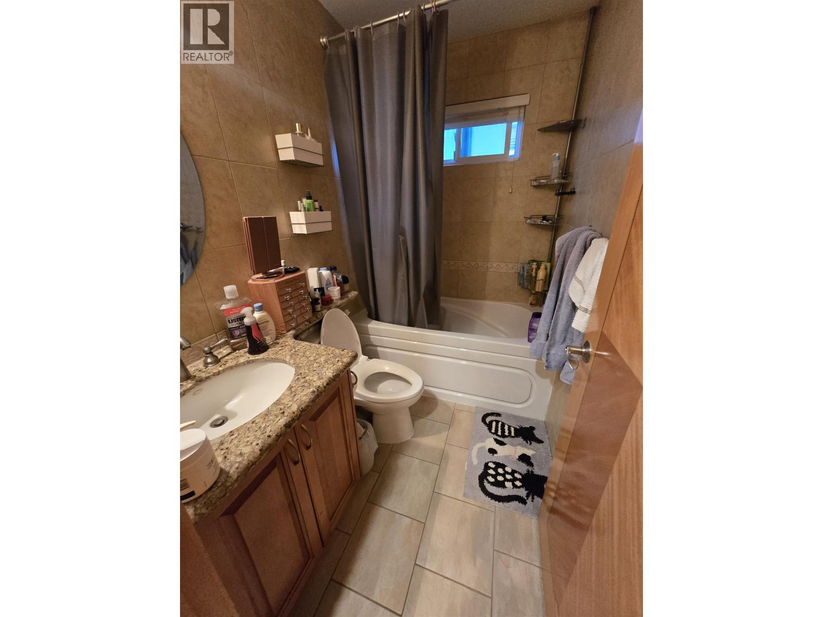 3462 Worthington Drive, Vancouver, British Columbia  V5M 3X9 - Photo 12 - R3112132