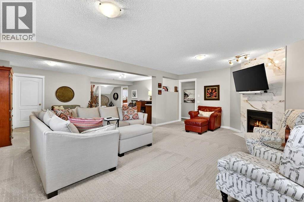 51 Cranleigh Gardens Se, Calgary, Alberta  T3M 1C7 - Photo 33 - A2302601