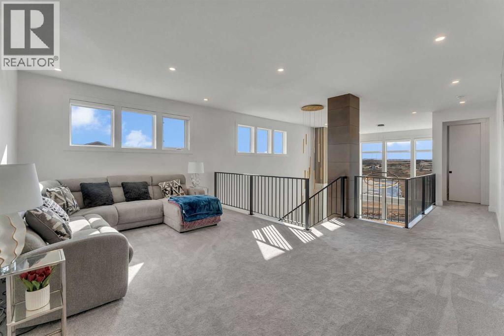 351 Lucas Way Nw, Calgary, Alberta  T3P 1Z3 - Photo 28 - A2302666