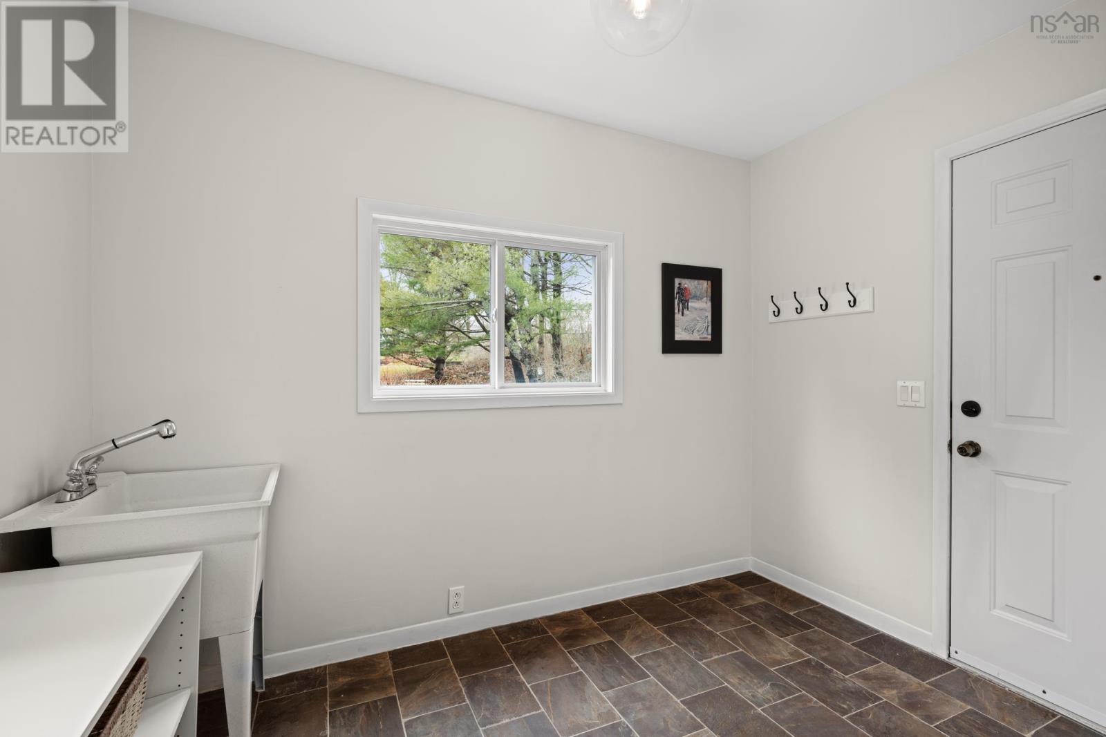 13 Clifford Drive, Dartmouth, Nova Scotia  B2W 1T7 - Photo 18 - 202607767