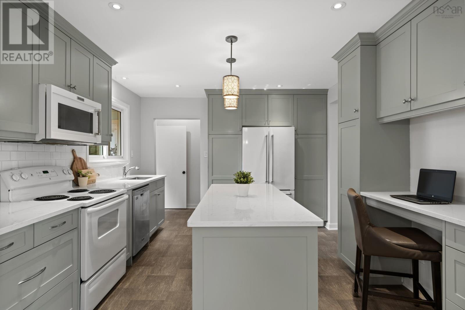 13 Clifford Drive, Dartmouth, Nova Scotia  B2W 1T7 - Photo 14 - 202607767