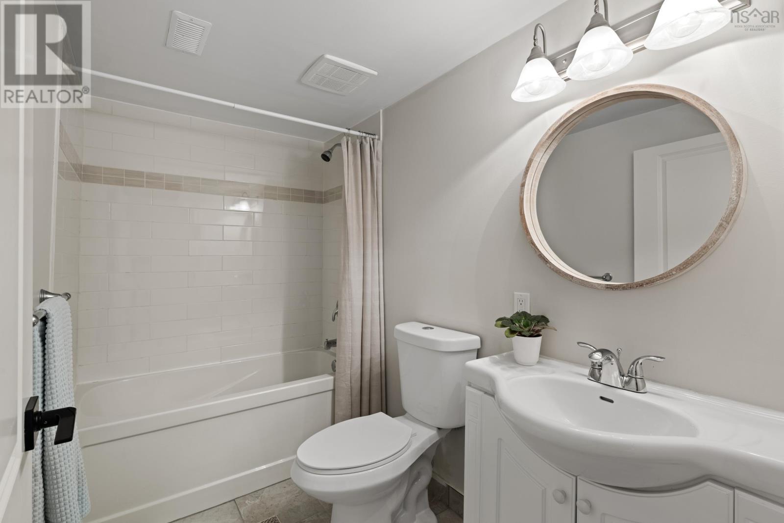 13 Clifford Drive, Dartmouth, Nova Scotia  B2W 1T7 - Photo 37 - 202607767