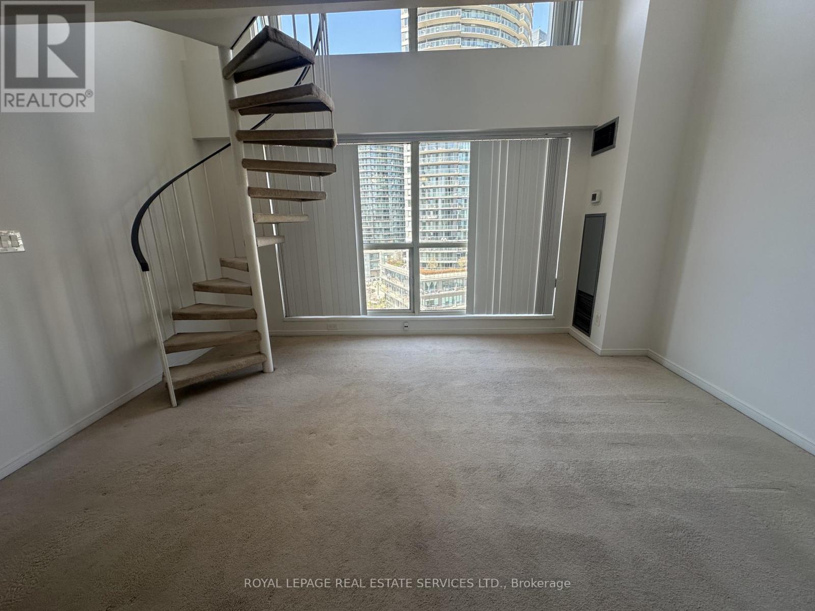 1105 - 2261 Lake Shore Boulevard W, Toronto, Ontario  M8V 3X1 - Photo 6 - W12974032