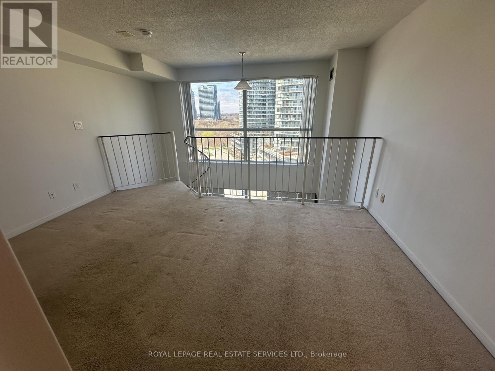 1105 - 2261 Lake Shore Boulevard W, Toronto, Ontario  M8V 3X1 - Photo 7 - W12974032