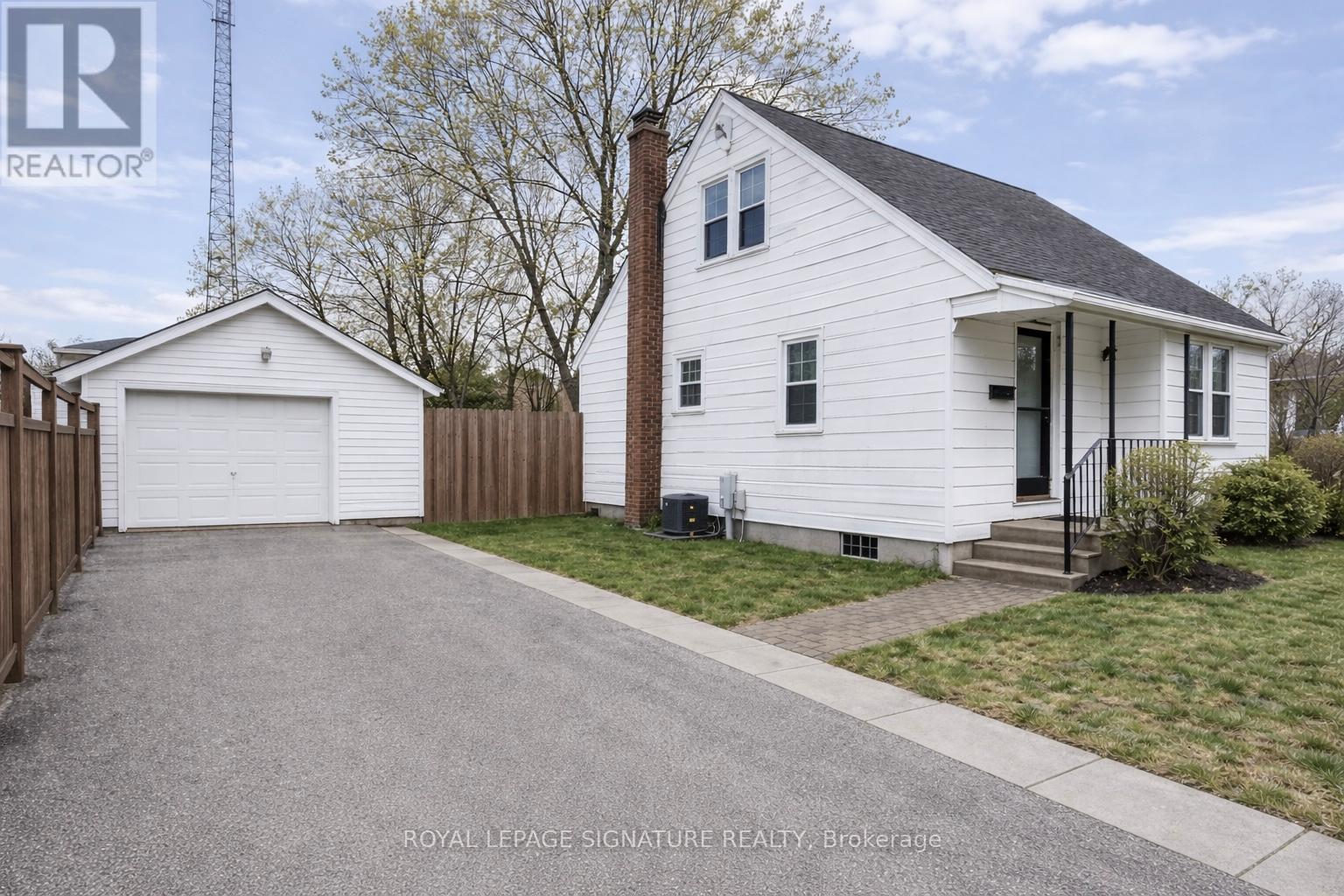 524 BURNHAM STREET, Cobourg, Ontario