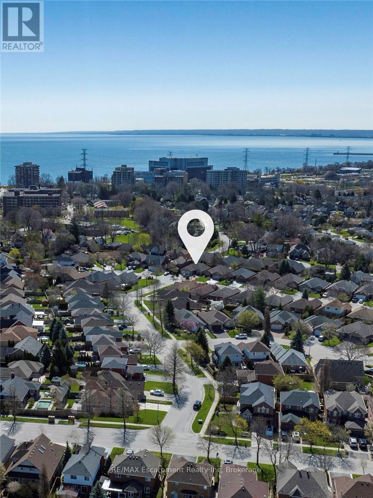 1156 Augustus Drive, Burlington, Ontario  L7S 2K5 - Photo 49 - W13013176