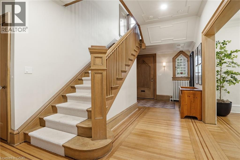 18 Inglewood Drive, Hamilton, Ontario  L8P 2T2 - Photo 6 - 40821922