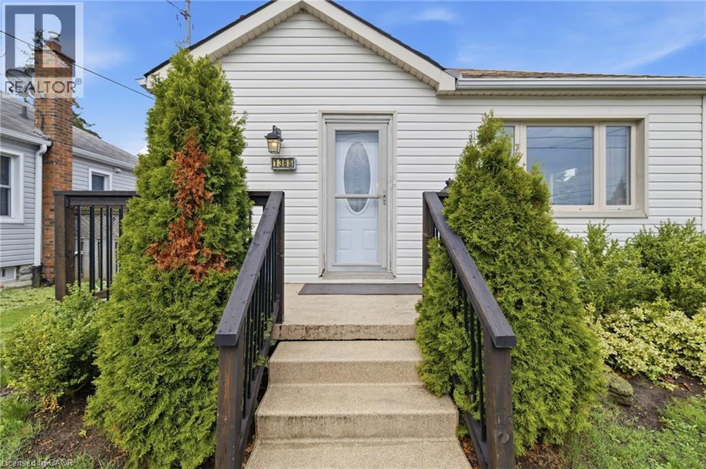 138 Glenholme Avenue, Hamilton, Ontario  L8K 3L7 - Photo 2 - 40821916