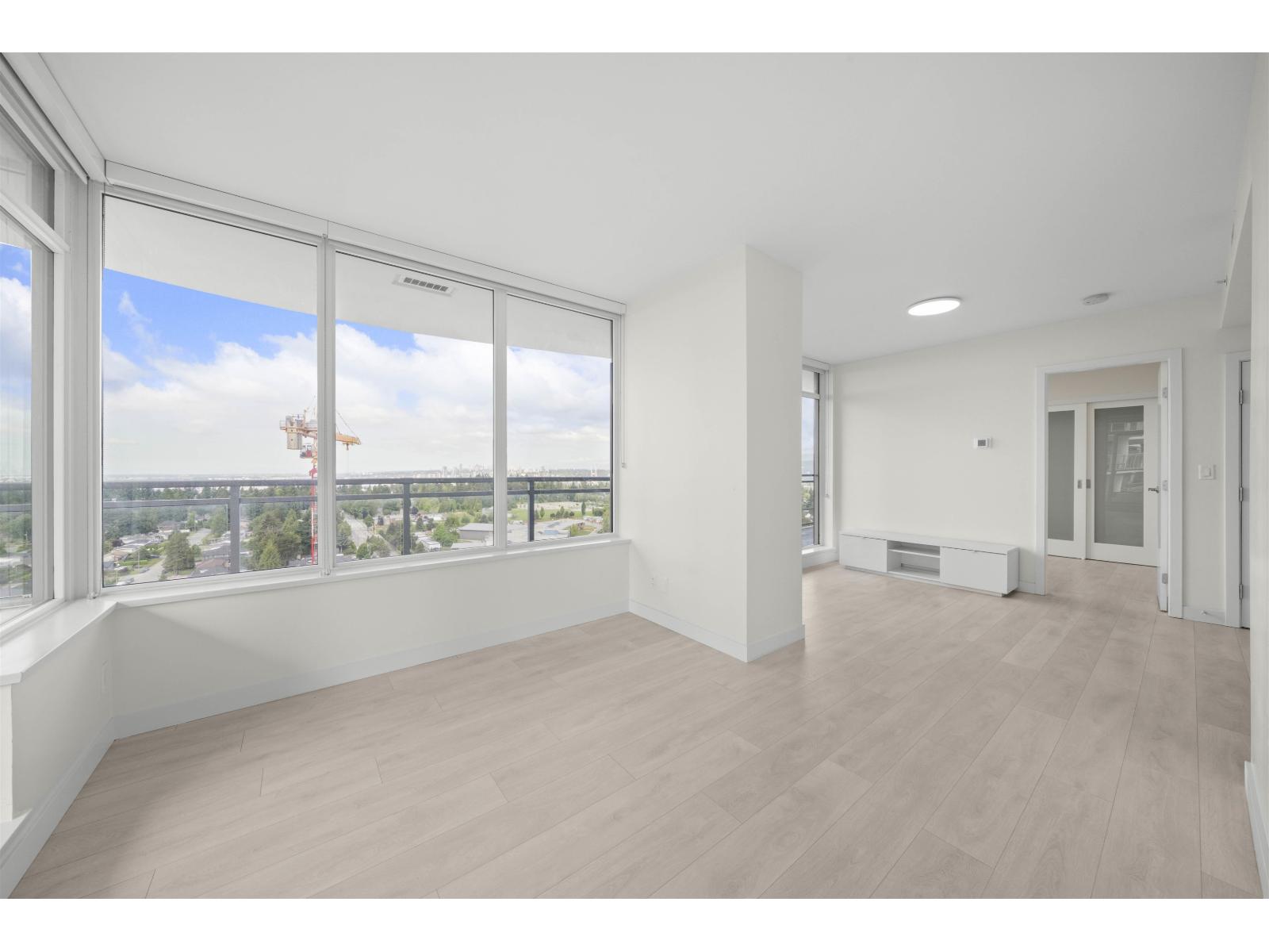 2108 13318 104 Avenue, Surrey, British Columbia  V3T 0R2 - Photo 2 - R3092527