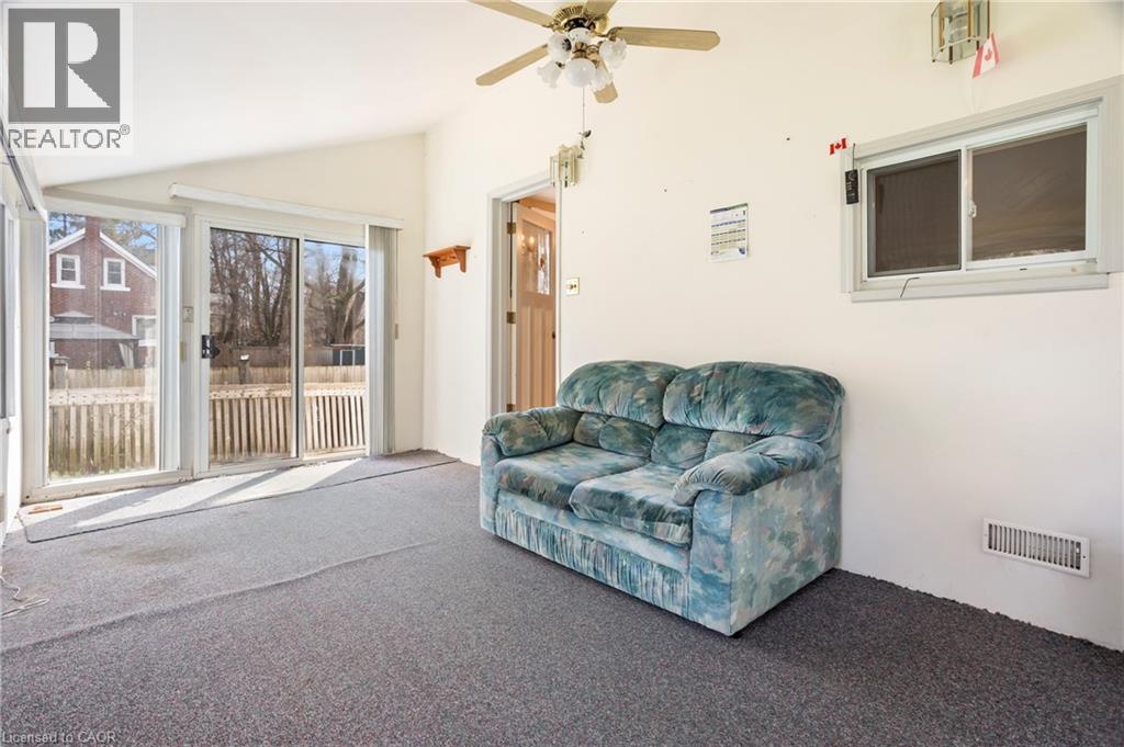 194 Moore Avenue S, Waterloo, Ontario  N2J 1X8 - Photo 17 - 40819213