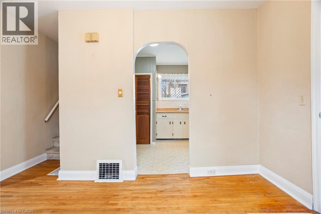 194 Moore Avenue S, Waterloo, Ontario  N2J 1X8 - Photo 18 - 40819213