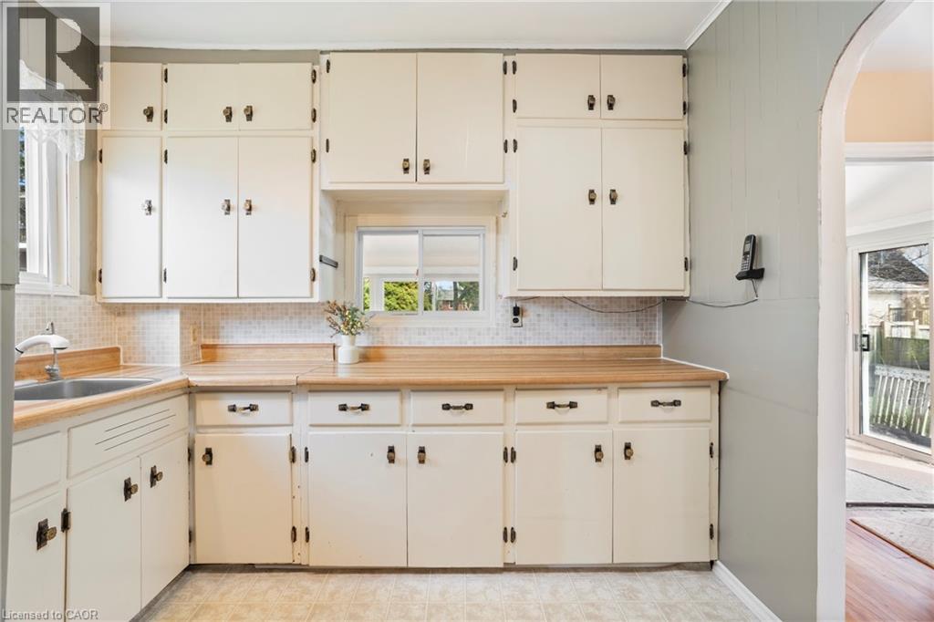 194 Moore Avenue S, Waterloo, Ontario  N2J 1X8 - Photo 20 - 40819213