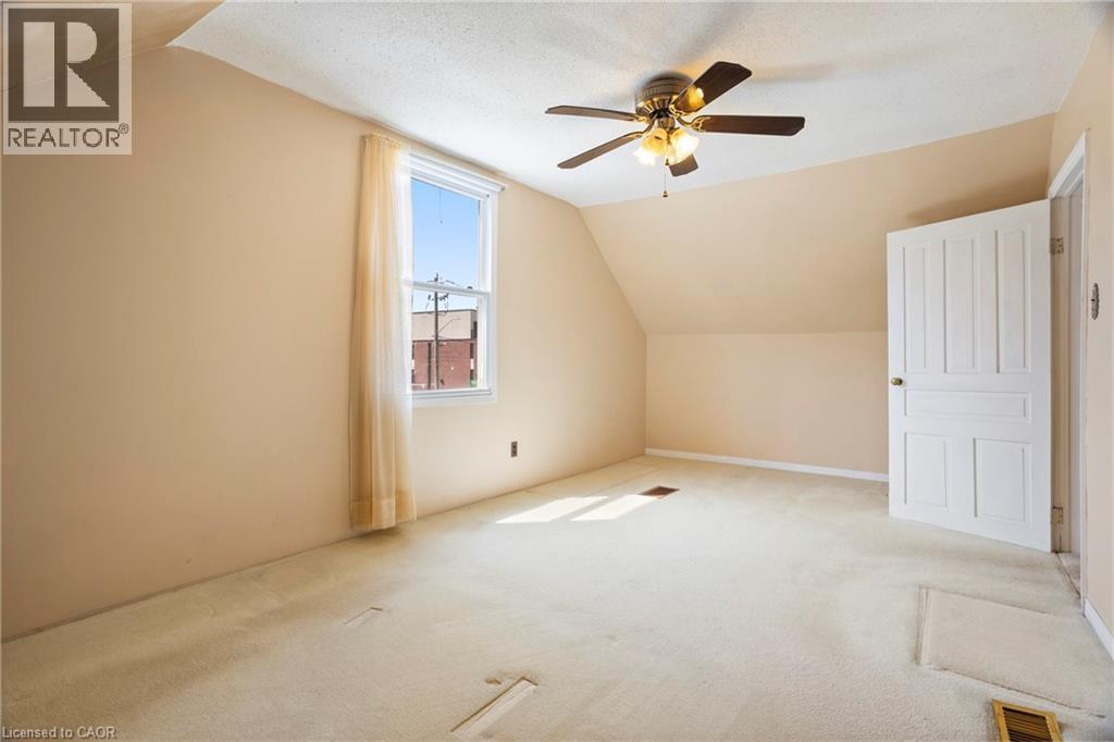 194 Moore Avenue S, Waterloo, Ontario  N2J 1X8 - Photo 32 - 40819213