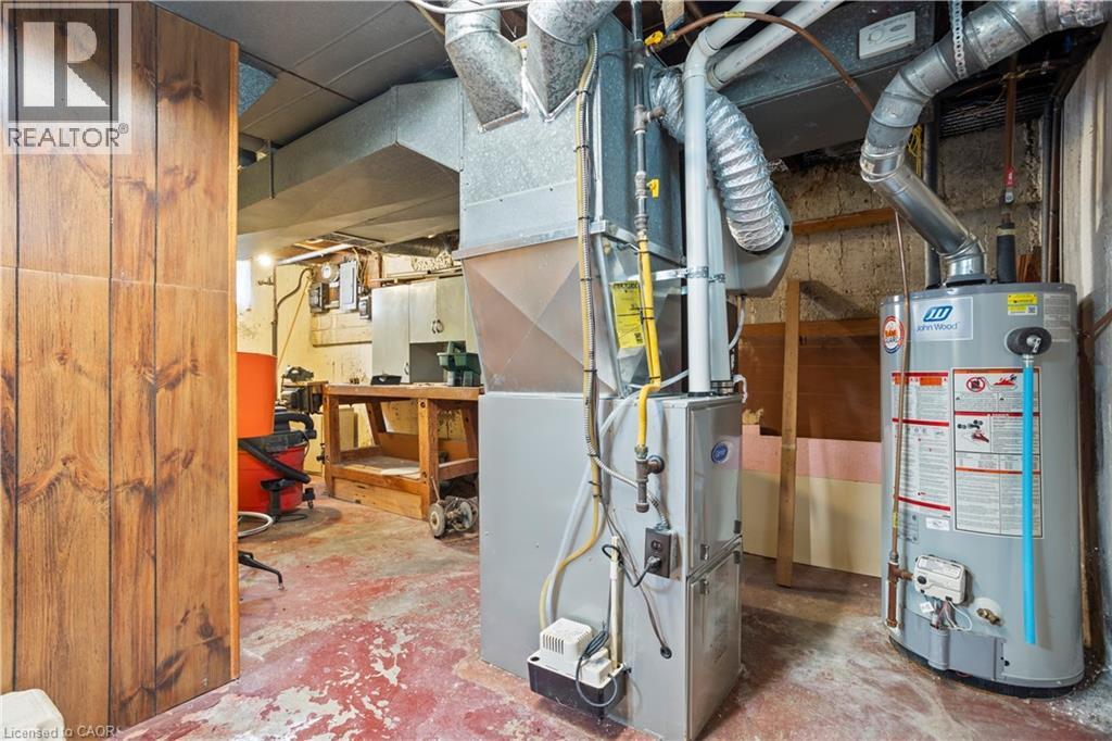 194 Moore Avenue S, Waterloo, Ontario  N2J 1X8 - Photo 33 - 40819213