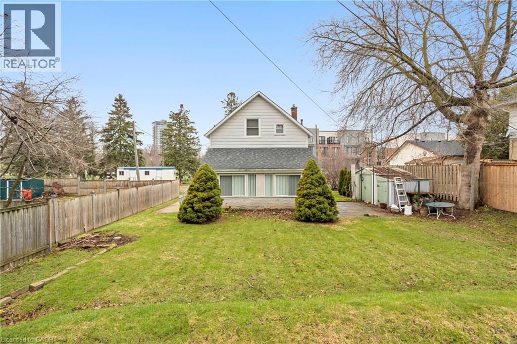 194 Moore Avenue S, Waterloo, Ontario  N2J 1X8 - Photo 37 - 40819213