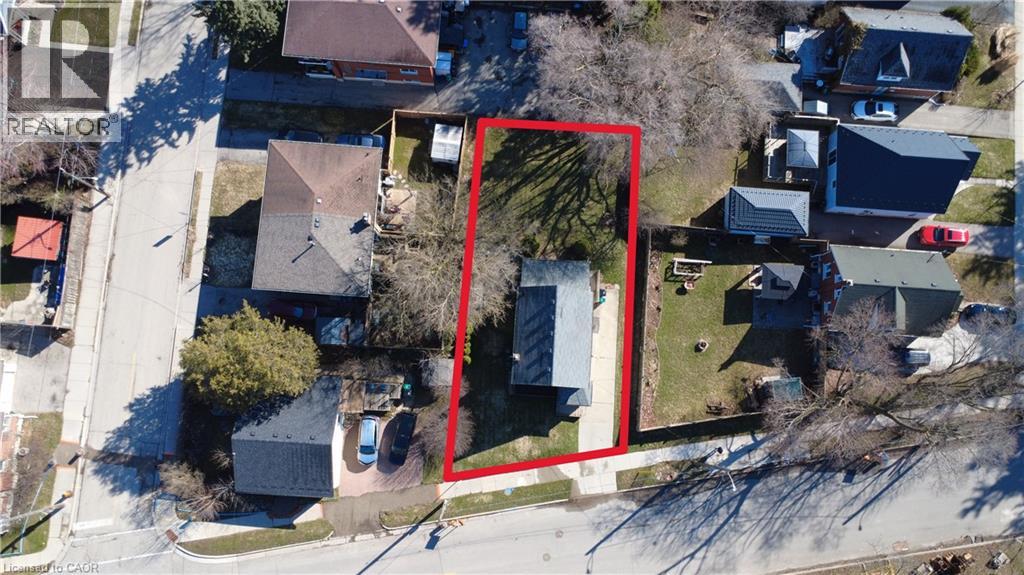 194 Moore Avenue S, Waterloo, Ontario  N2J 1X8 - Photo 38 - 40819213