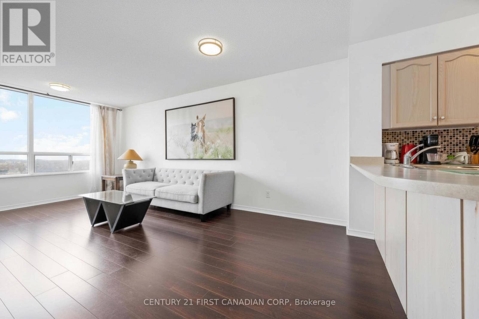 1112 - 9 Northern Hts Drive, Richmond Hill, Ontario  L4B 4M5 - Photo 10 - N13013390