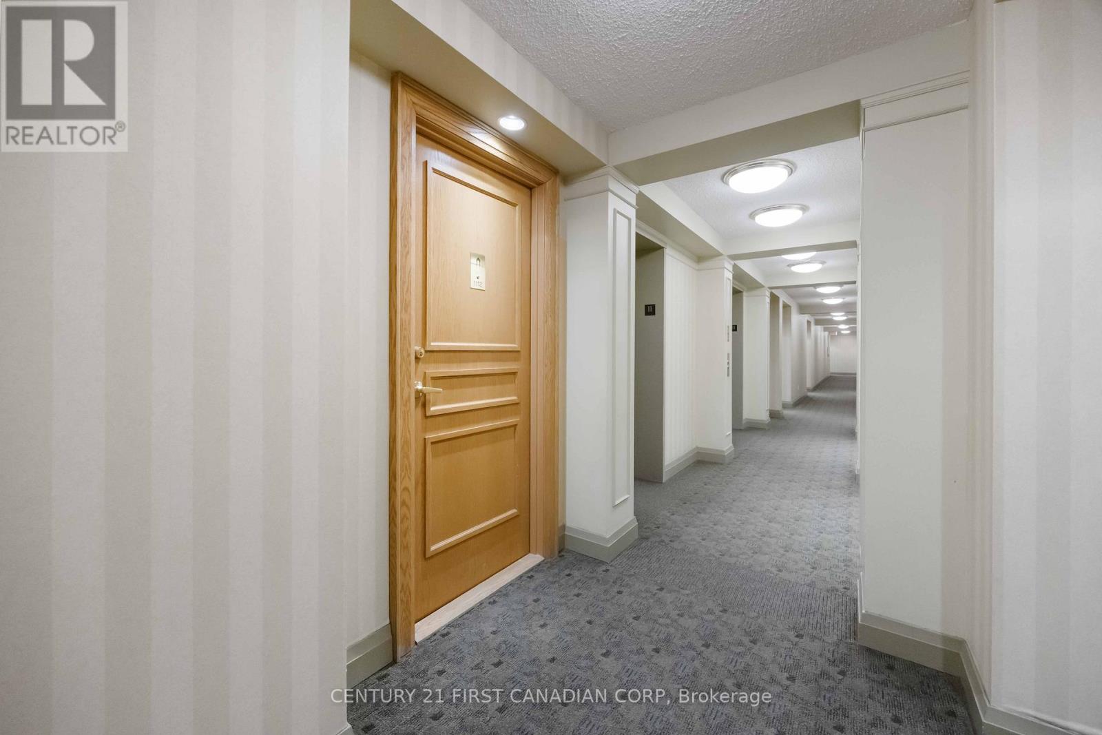 1112 - 9 Northern Hts Drive, Richmond Hill, Ontario  L4B 4M5 - Photo 2 - N13013390