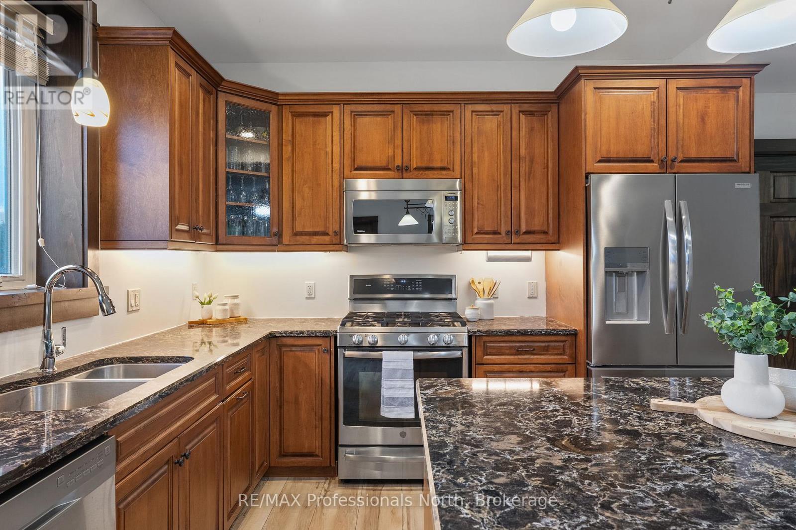 475 Hoodstown Road S, Huntsville, Ontario  P1H 2J2 - Photo 16 - X13013298