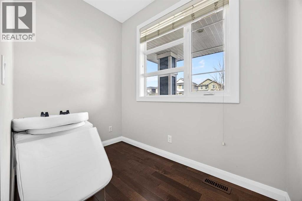 439 Redstone Drive Ne, Calgary, Alberta  T3N 0R1 - Photo 18 - A2294573