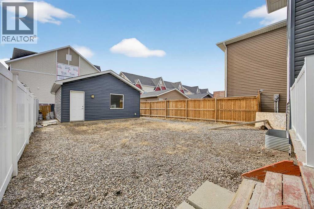 439 Redstone Drive Ne, Calgary, Alberta  T3N 0R1 - Photo 38 - A2294573