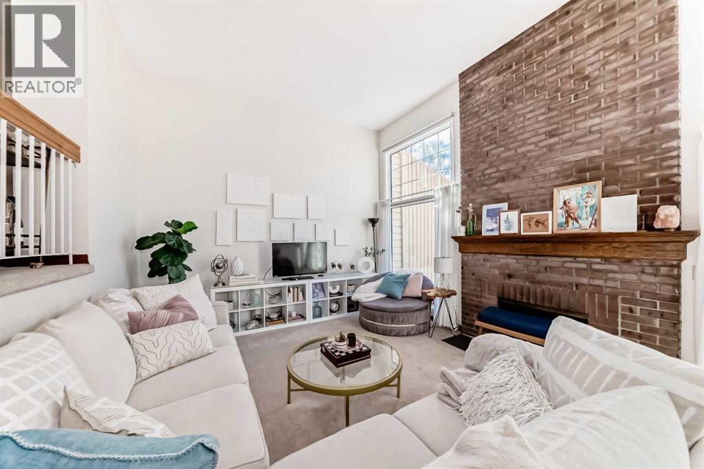 374 Point Mckay Gardens Nw, Calgary, Alberta  T3B 4V8 - Photo 8 - A2294944