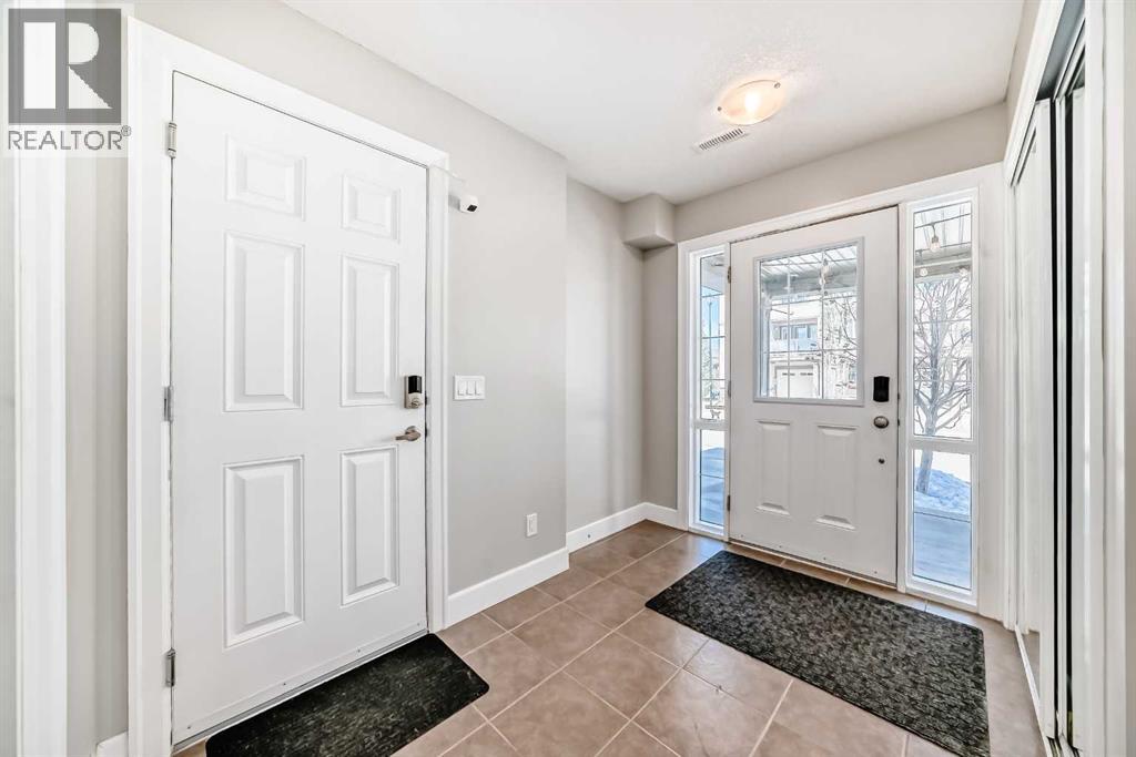 468 Windstone Grove Sw, Airdrie, Alberta  T4B 3T4 - Photo 4 - A2298805