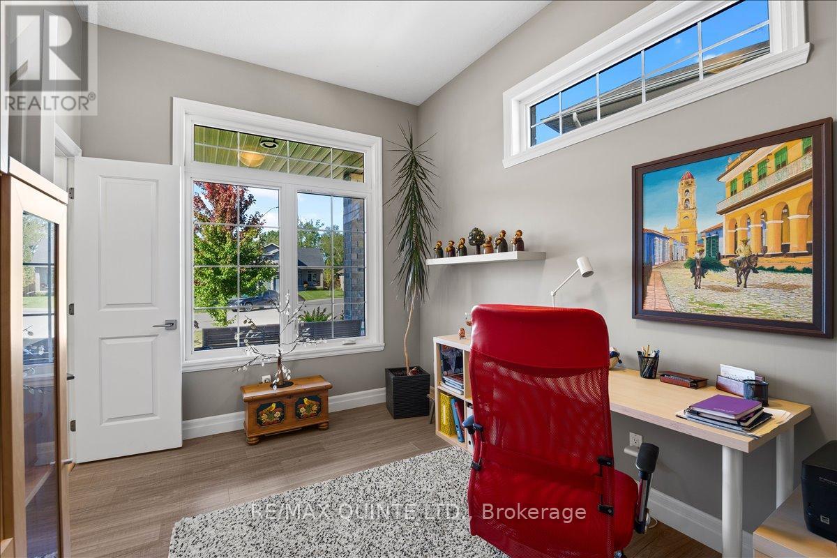 6 Granby Court, Belleville, Ontario  K8N 5W6 - Photo 7 - X13013172