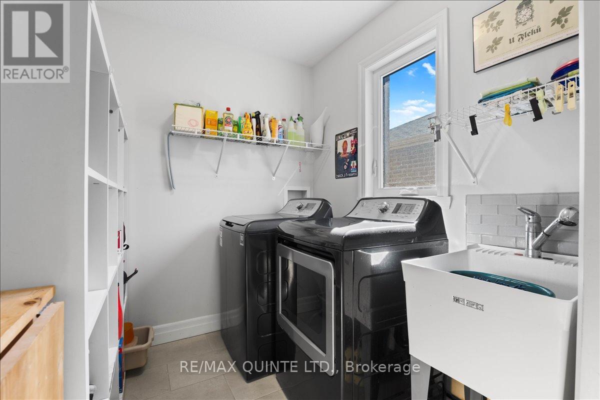 6 Granby Court, Belleville, Ontario  K8N 5W6 - Photo 8 - X13013172