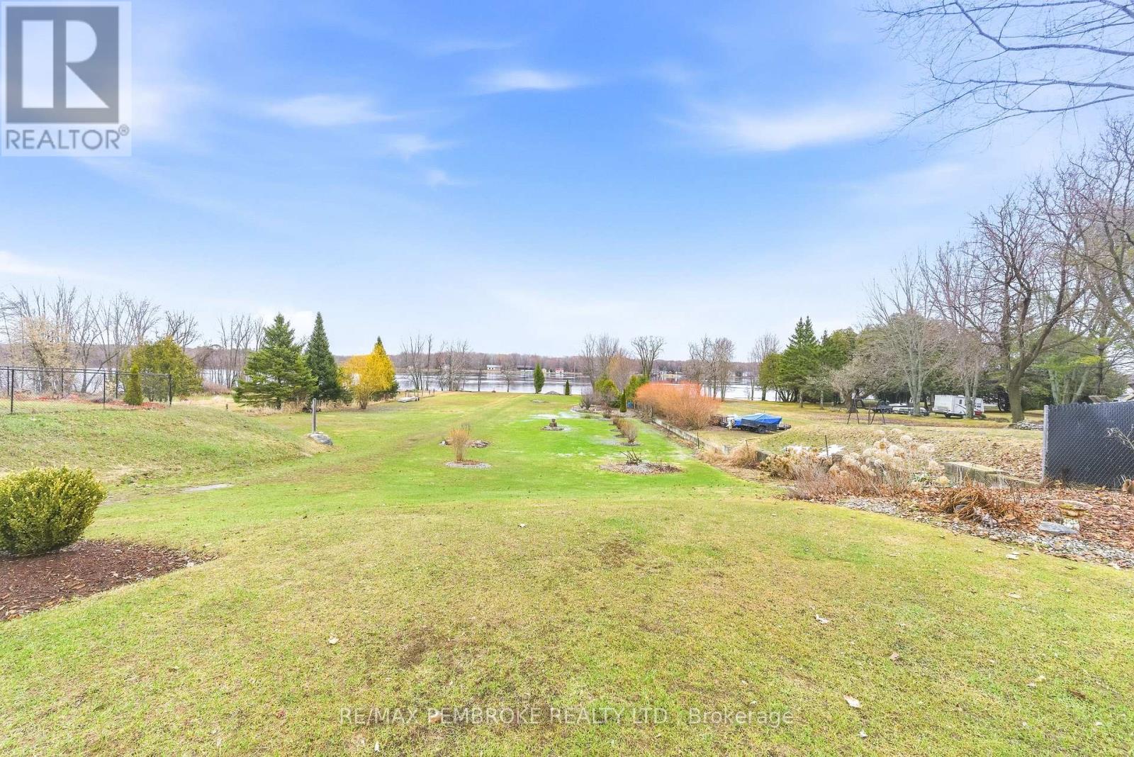 48 Lacroix Bay Road, Whitewater Region, Ontario  K0J 2L0 - Photo 7 - X13012304