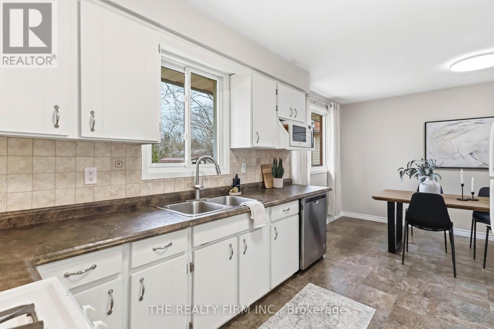 324 Oak Avenue, Strathroy-Caradoc, Ontario  N7G 3T2 - Photo 17 - X13013108