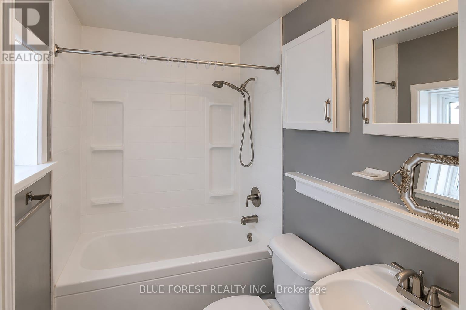 7 Church Street, St. Thomas, Ontario  N5R 3E4 - Photo 17 - X13013136