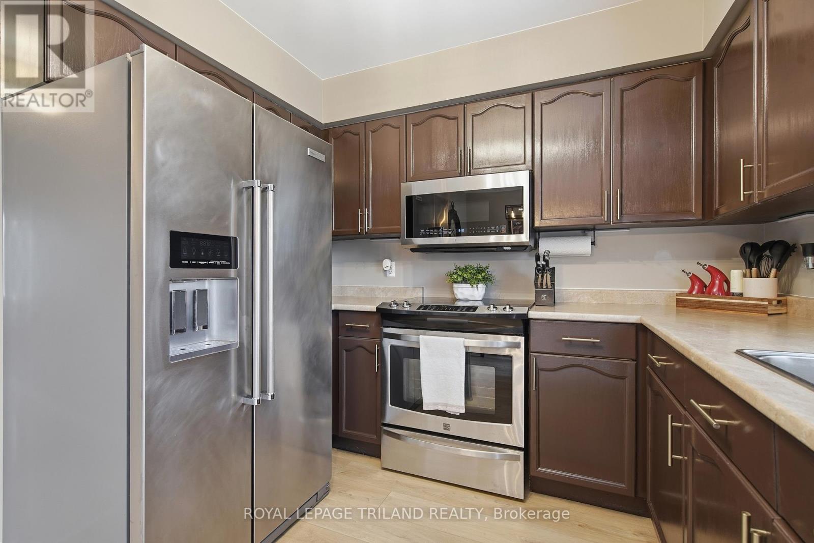 16 Bowcott Crescent, London East, Ontario  N5V 4W7 - Photo 13 - X13013138