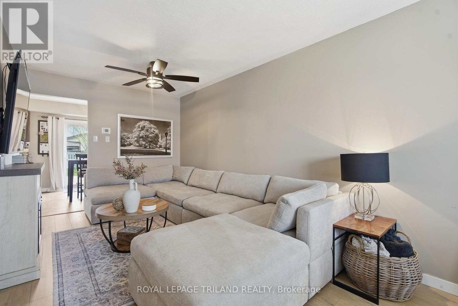 16 Bowcott Crescent, London East, Ontario  N5V 4W7 - Photo 4 - X13013138