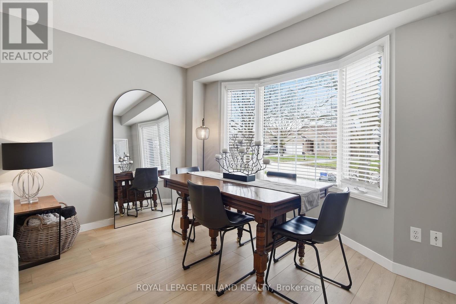 16 Bowcott Crescent, London East, Ontario  N5V 4W7 - Photo 7 - X13013138