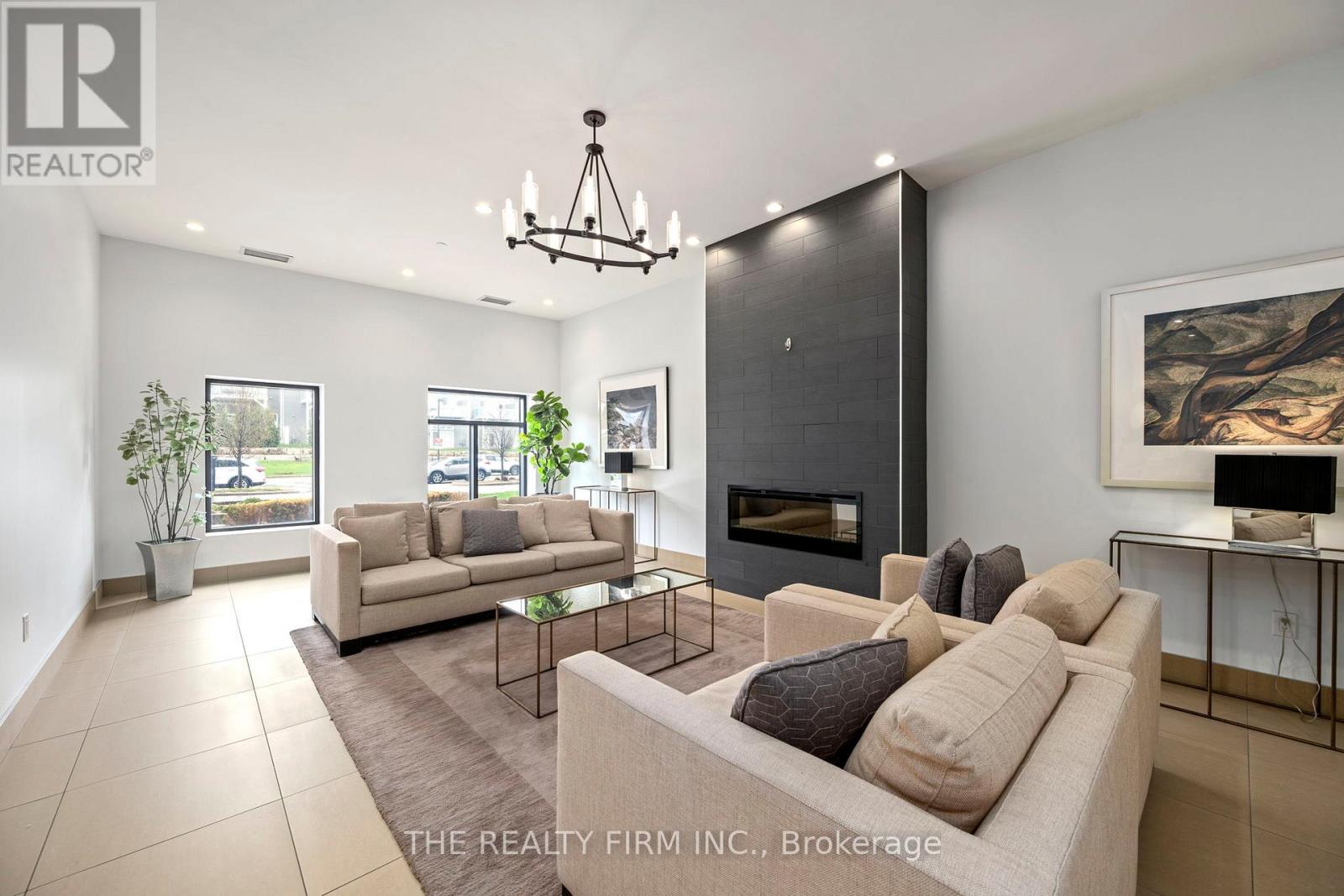 1304 - 240 Villagewalk Boulevard, London North, Ontario  N6G 0P6 - Photo 21 - X13013152