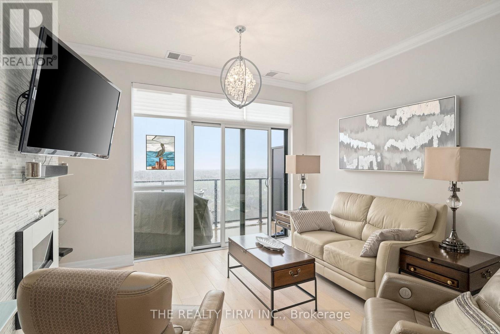 1304 - 240 Villagewalk Boulevard, London North, Ontario  N6G 0P6 - Photo 8 - X13013152