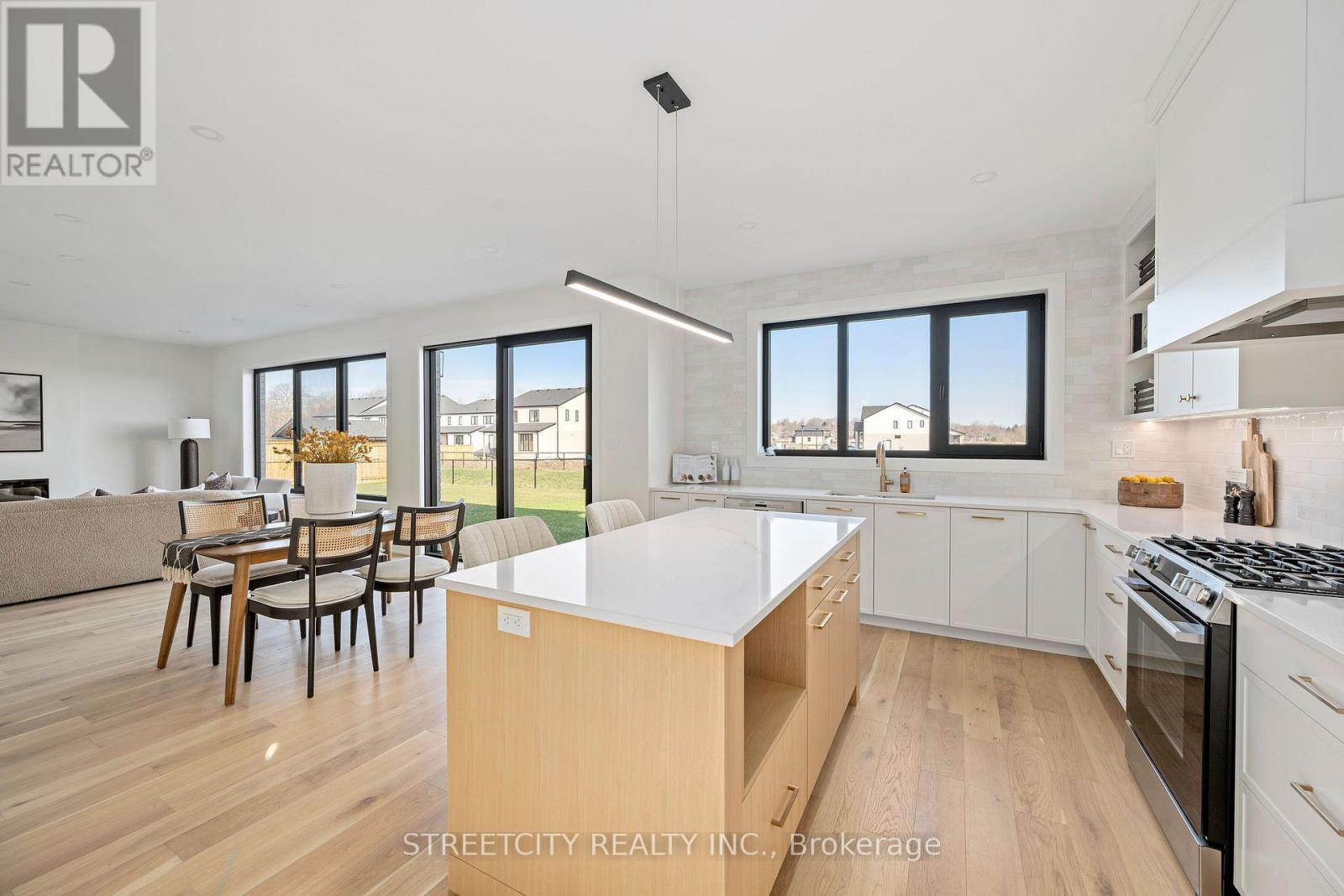 6346 Old Garrison Boulevard, London South, Ontario  N6P 0H3 - Photo 10 - X13013224