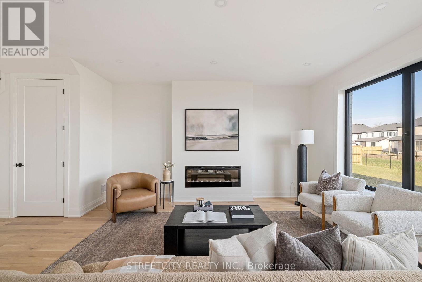 6346 Old Garrison Boulevard, London South, Ontario  N6P 0H3 - Photo 2 - X13013224