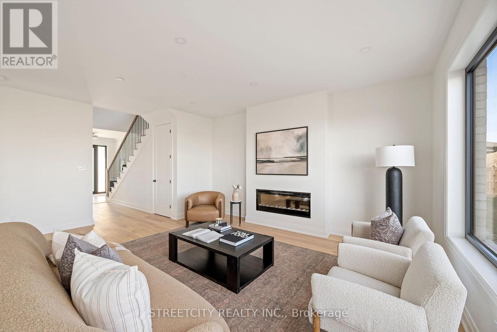 6346 Old Garrison Boulevard, London South, Ontario  N6P 0H3 - Photo 6 - X13013224