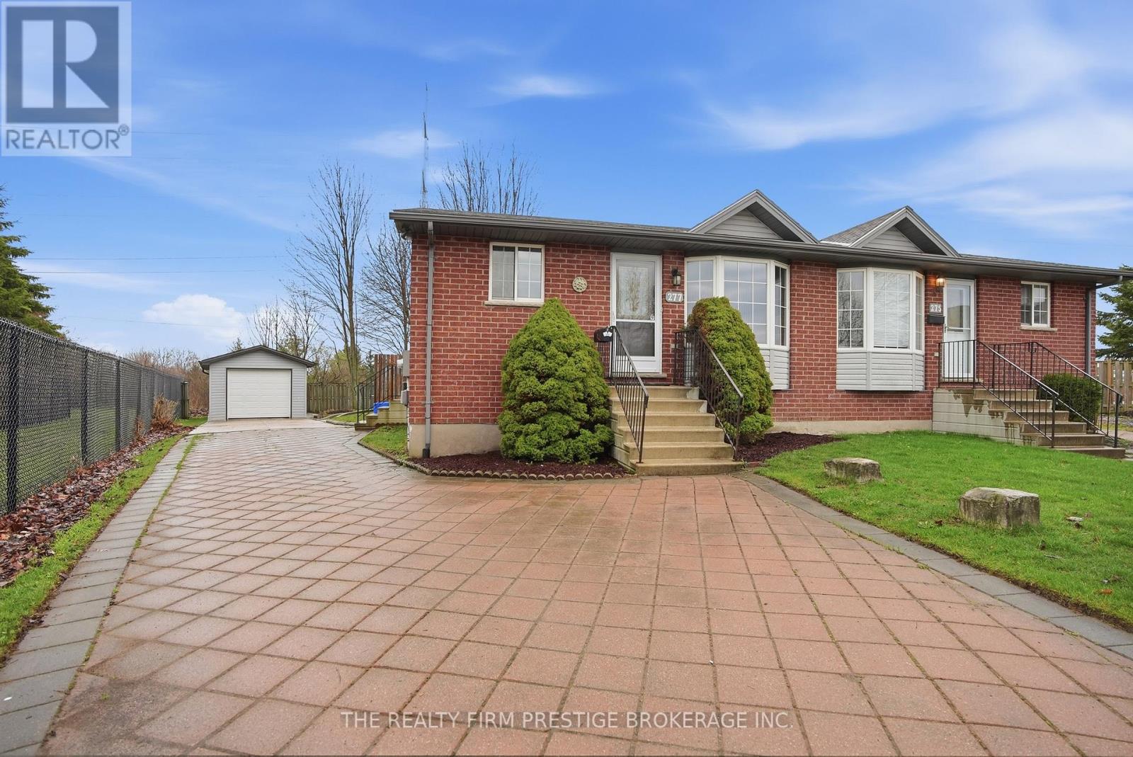 277 FLEMING DRIVE, London East, Ontario