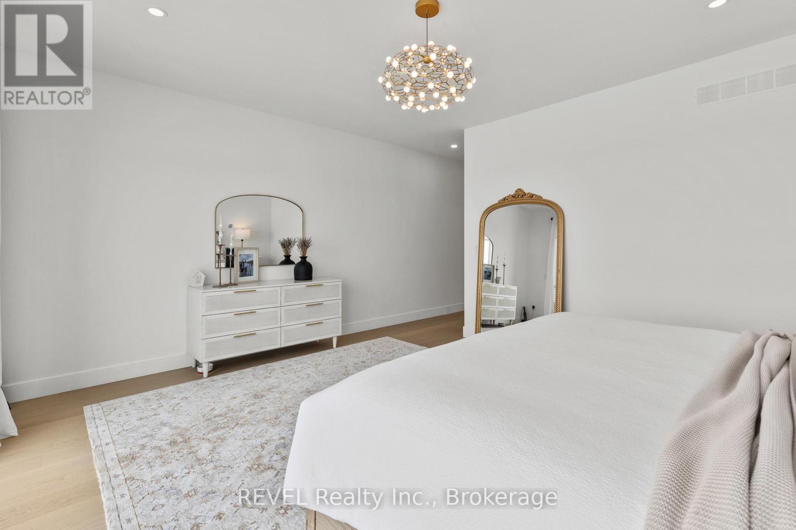 55 Swan Avenue, Pelham, Ontario  L0S 1E6 - Photo 8 - X13012936