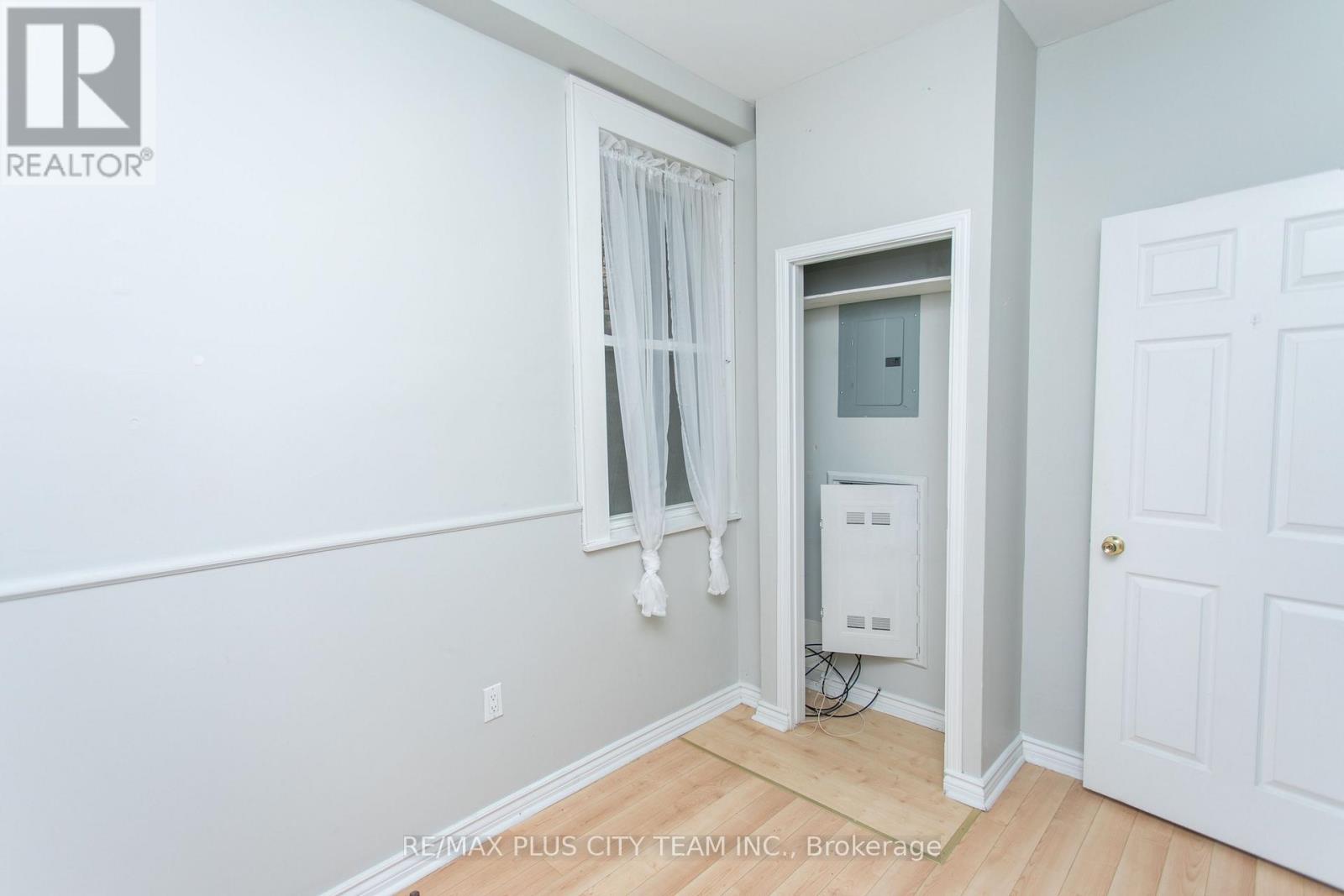2 - 682 Bathurst Street, Toronto, Ontario  M5S 2R3 - Photo 15 - C13013146