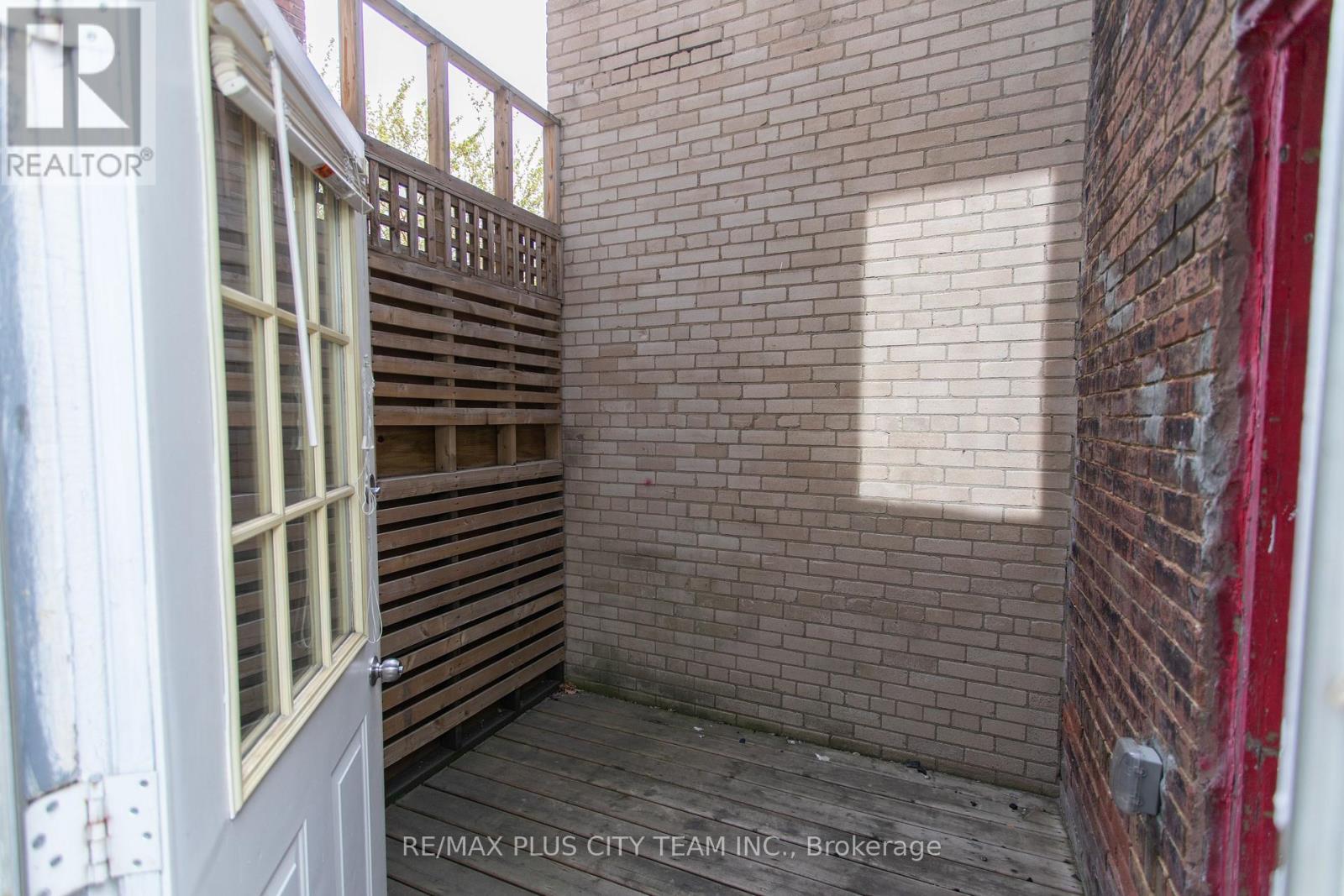 2 - 682 Bathurst Street, Toronto, Ontario  M5S 2R3 - Photo 20 - C13013146