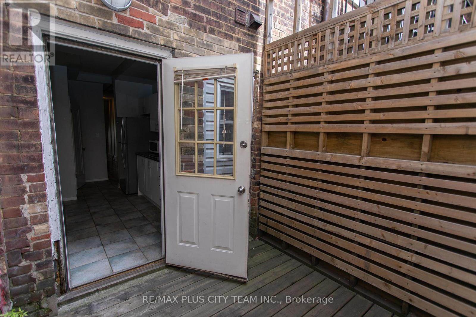 2 - 682 Bathurst Street, Toronto, Ontario  M5S 2R3 - Photo 21 - C13013146