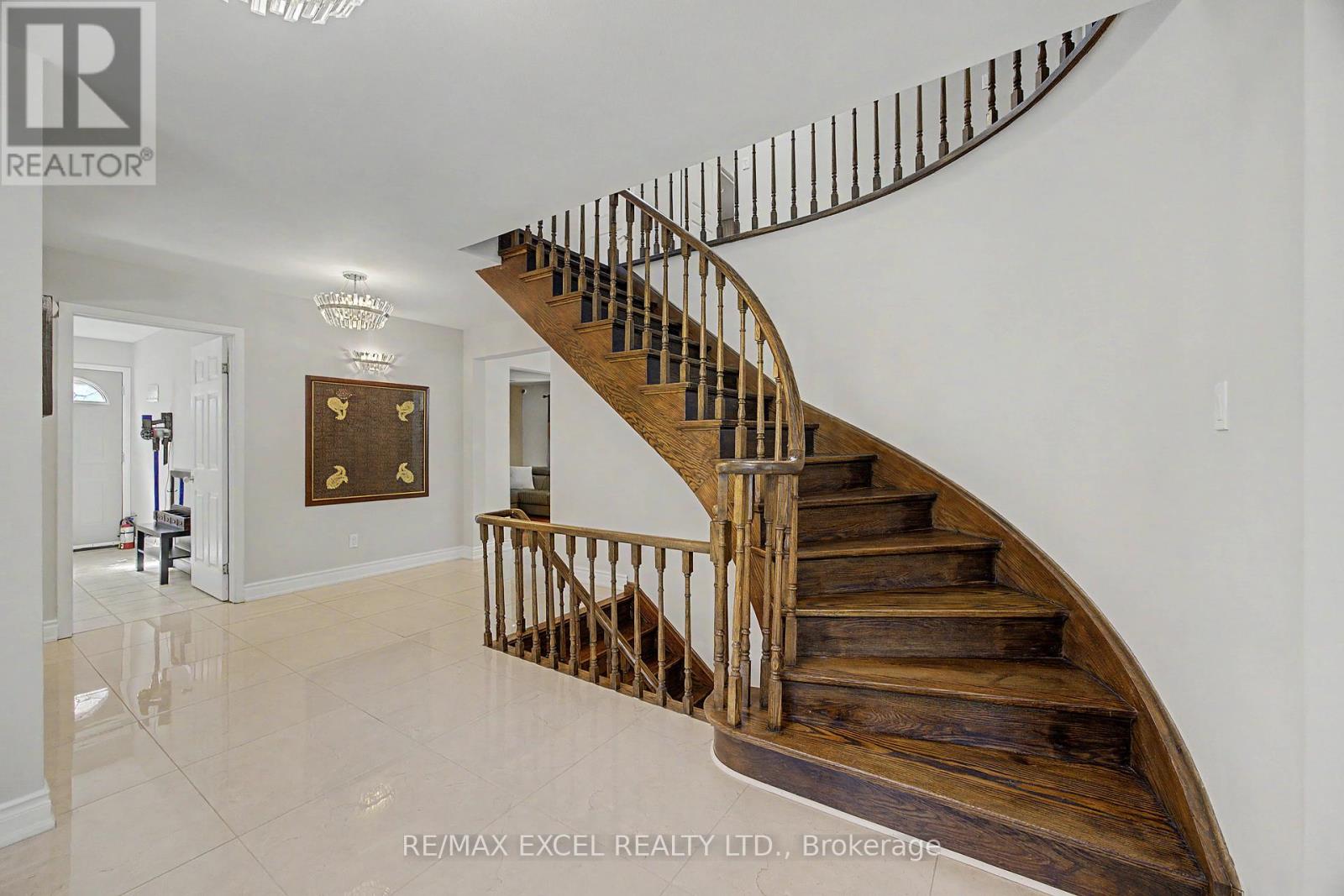 46 Robinter Drive, Toronto, Ontario  M2M 3R2 - Photo 9 - C13013230