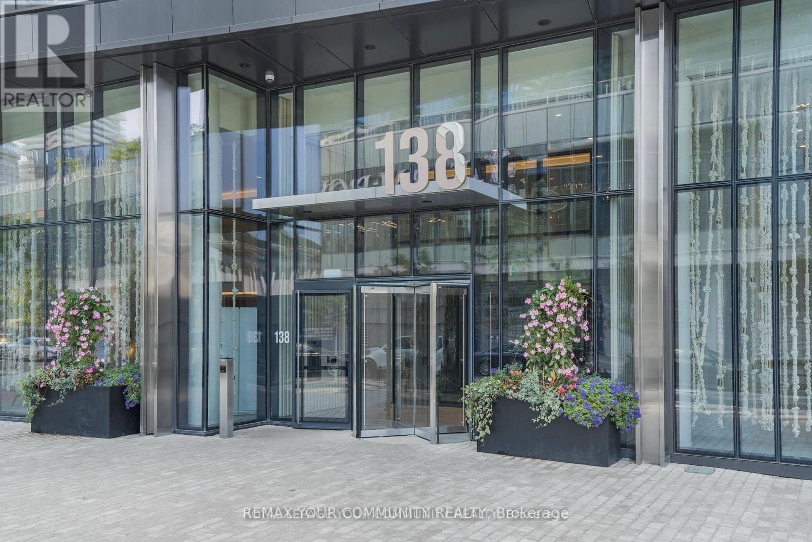 5705 - 138 Downes Street, Toronto, Ontario  M5E 0E4 - Photo 18 - C13013266