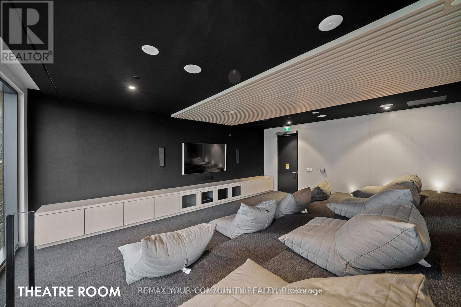 5705 - 138 Downes Street, Toronto, Ontario  M5E 0E4 - Photo 22 - C13013266