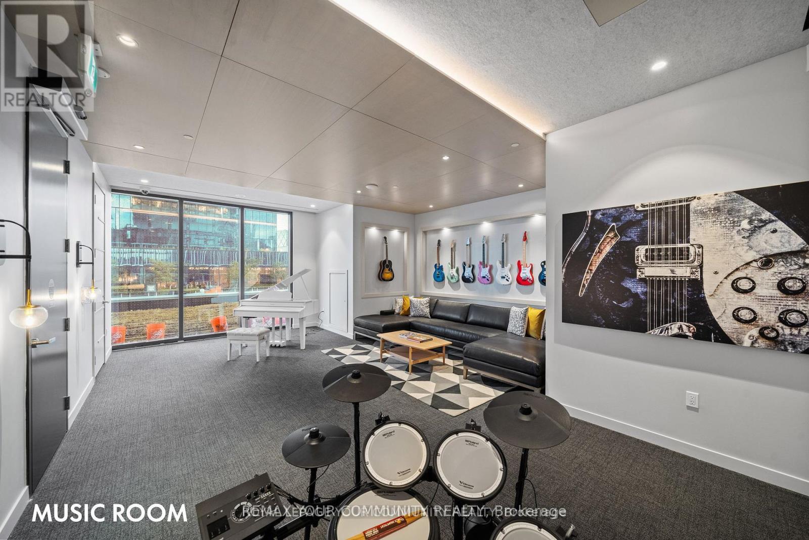 5705 - 138 Downes Street, Toronto, Ontario  M5E 0E4 - Photo 30 - C13013266